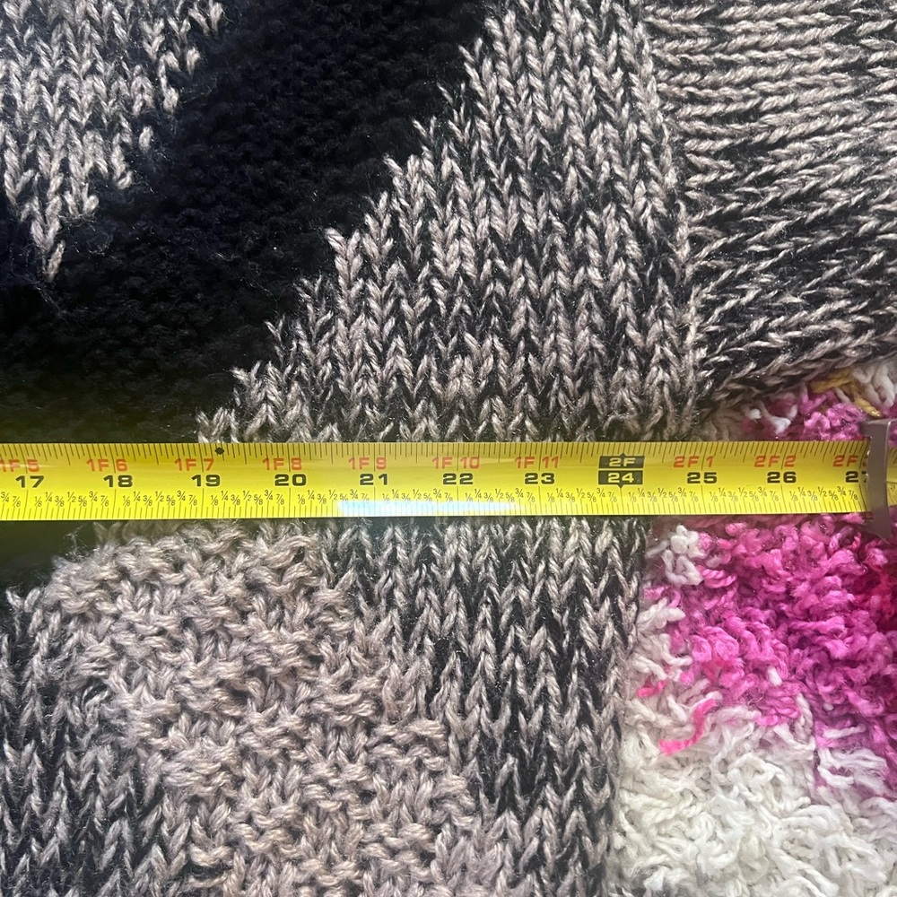Vintage Sweater - Picture 5 of 8